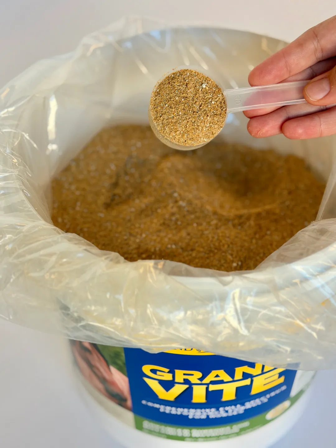 Grand Meadows Grand Vite – Digestive Supplements for Horses